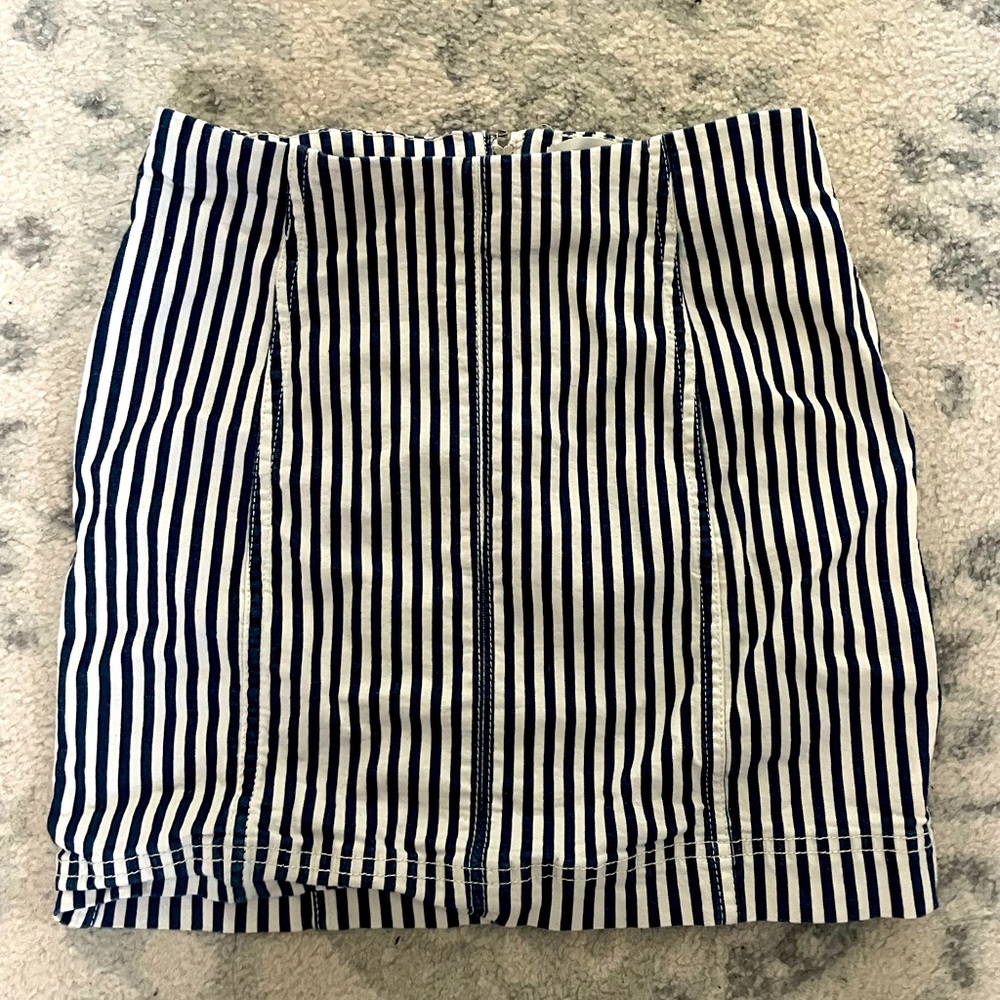 striped mini skirt
